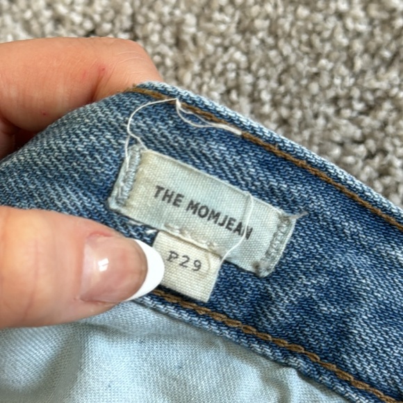Madewell The Mom Jean - Size 29P - Picture 6 of 7